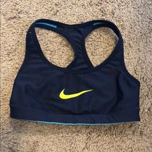 Small nike pro sports bra